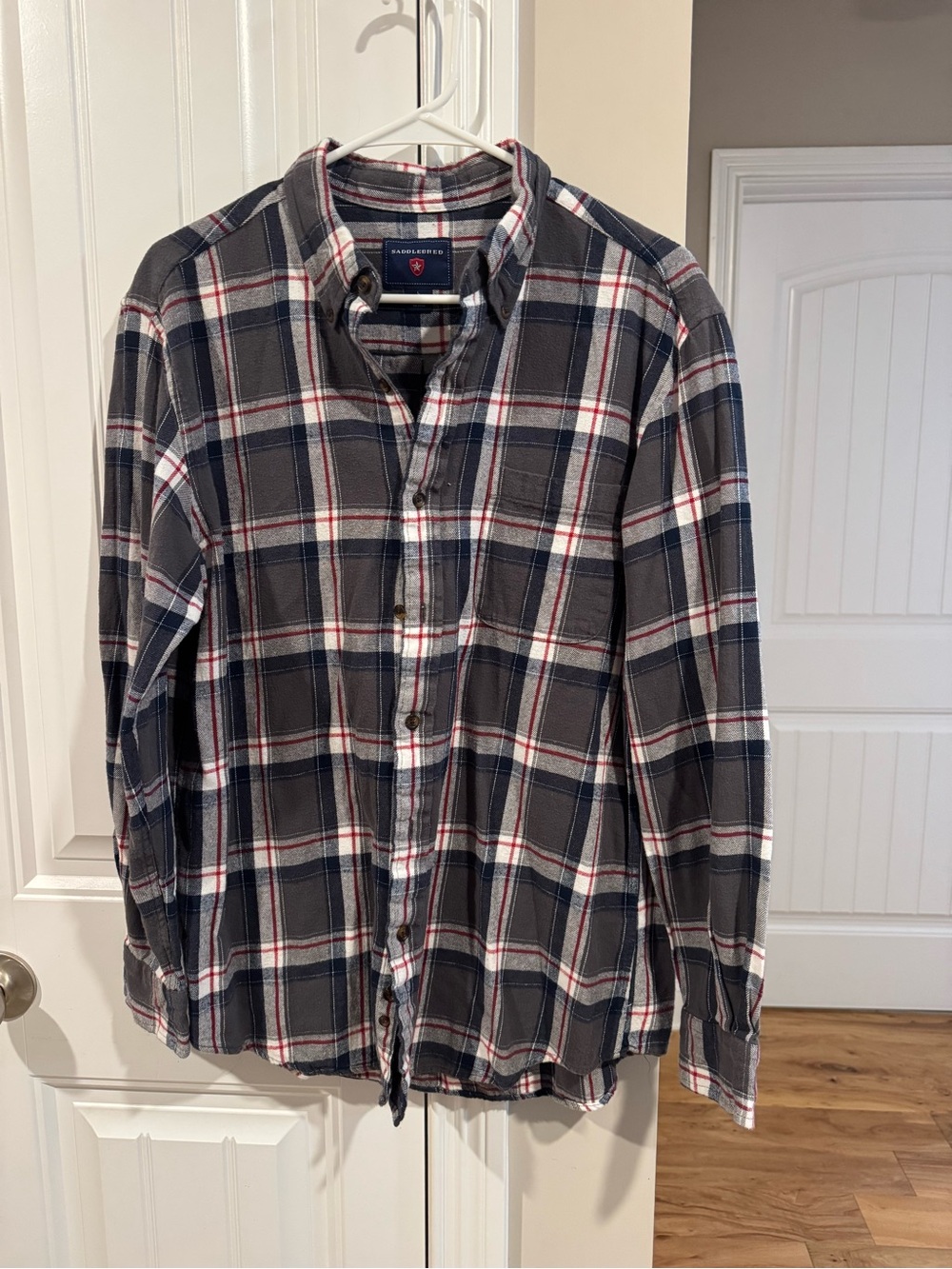 Saddlebred Men's Gray Plaid Button-Up Shirt